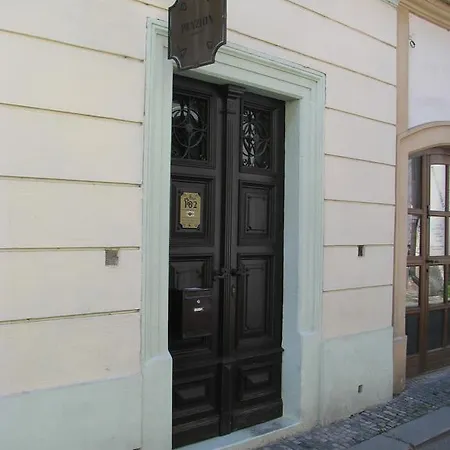 Penzion 102 3*